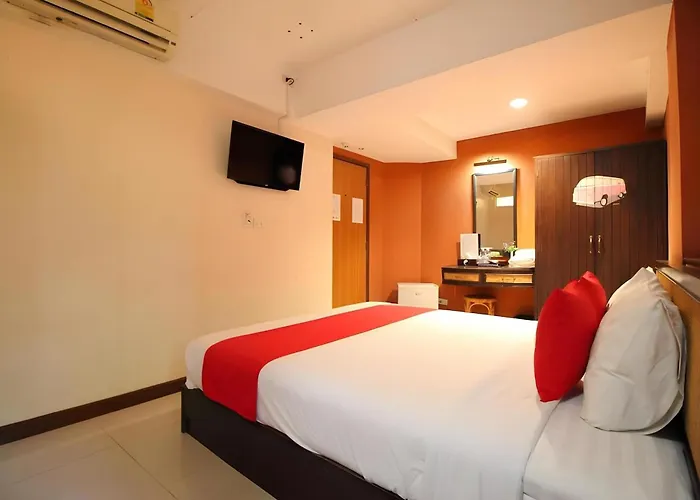 Pannee Khaosan - Sha 3*