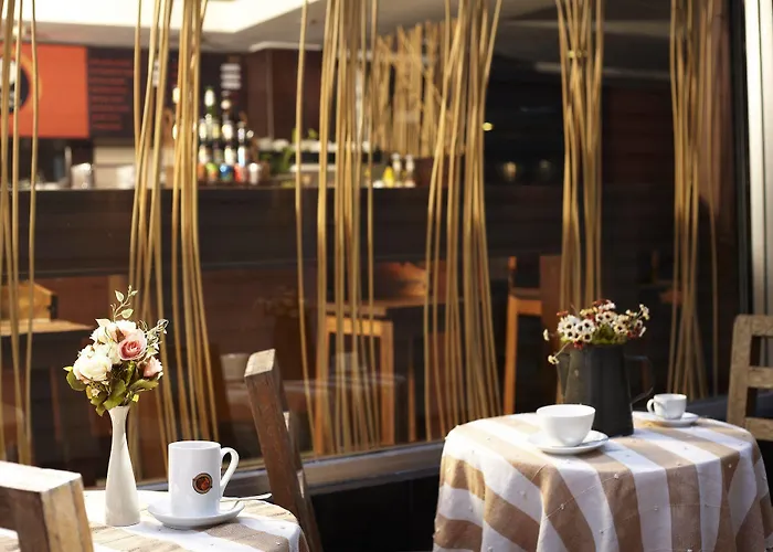 Hotel Pannee Khaosan - Sha 3*